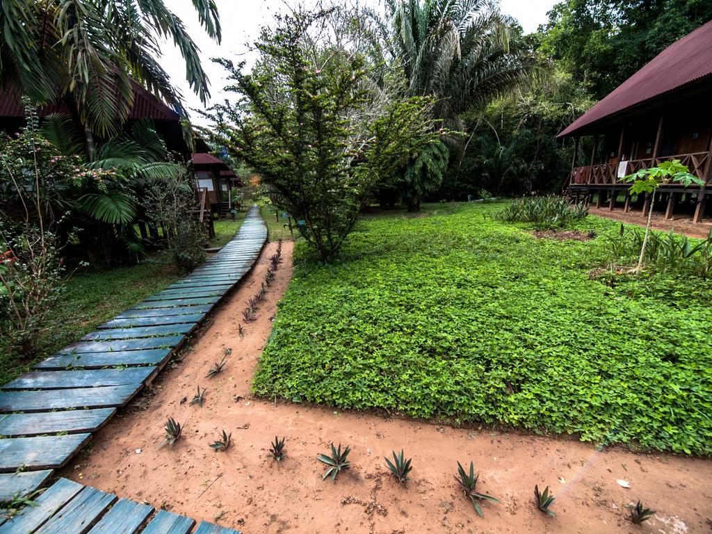 Heath River Wildlife Center Hostel Puerto Pardo Exterior photo